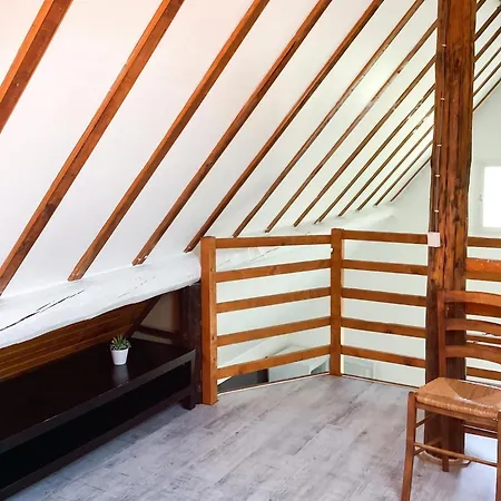 Maison Conviviale Avec Jardin à Saint-nazaire-de-pézan *