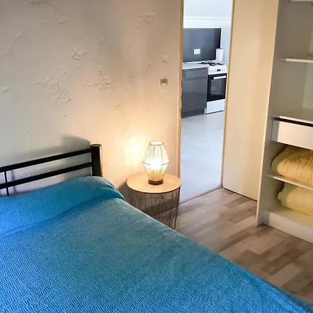 Feriehus Maison Conviviale Avec Jardin A *