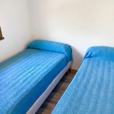 Maison Conviviale Avec Jardin à Saint-nazaire-de-pézan *