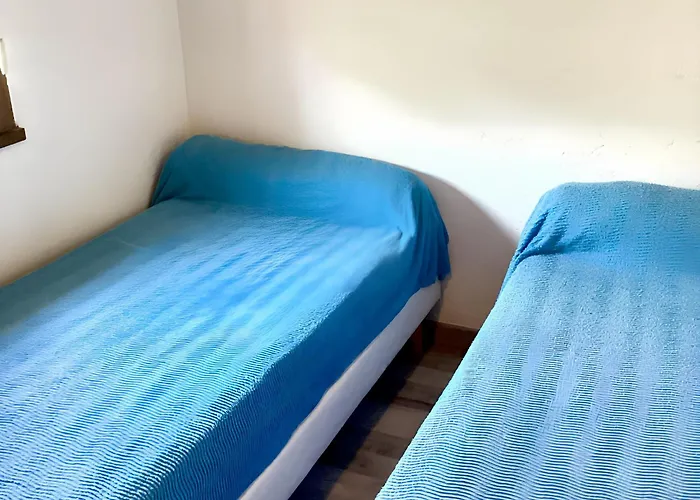 Maison De 3 Avec Jardin Clos A Nazaire De Pezan Hébergement de vacances *